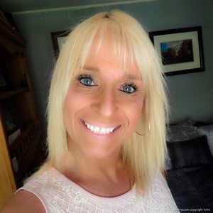 Meet your Posher, Emmy